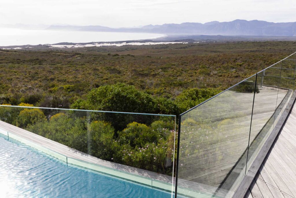 Custom Railings in Nanaimo - Stylish Solutions for Modern Homes
